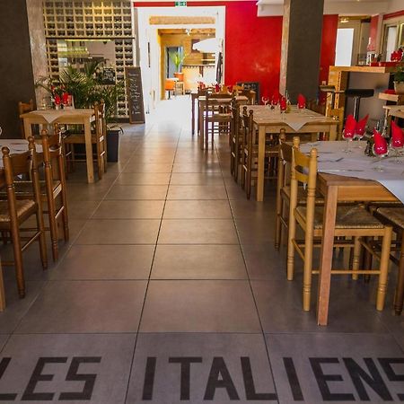 Hotel Les Italiens Biscarrosse Buitenkant foto
